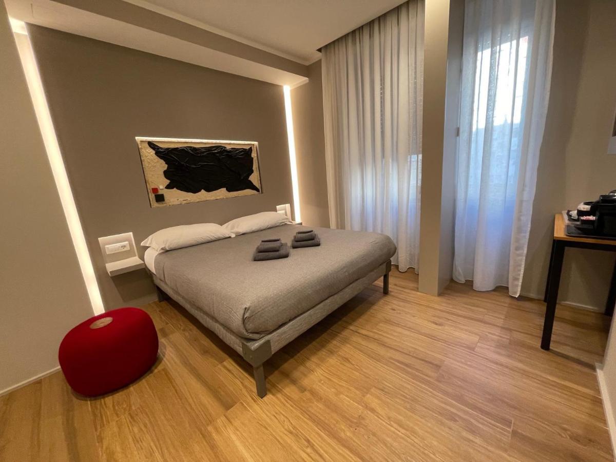 Lucrino 45 By Ale Hotel Rome Exterior photo