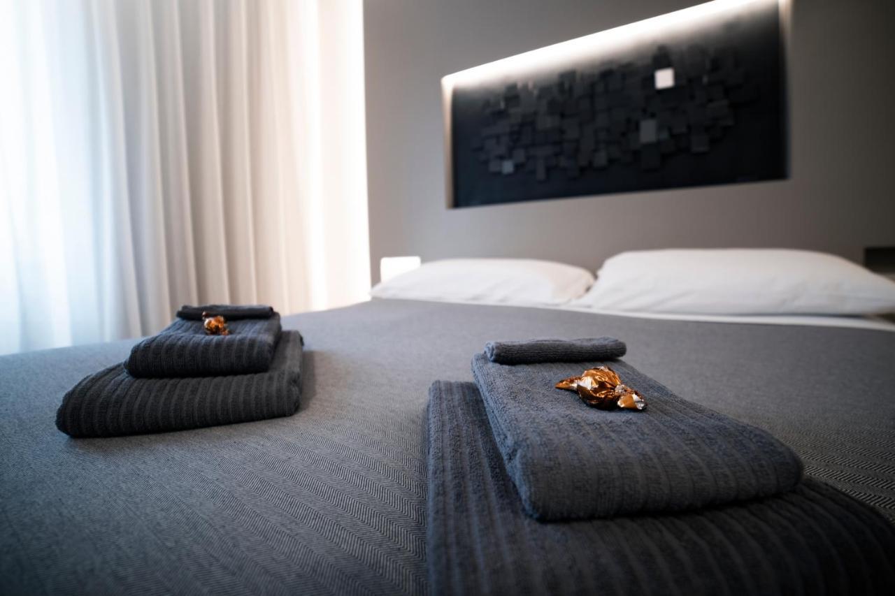 Lucrino 45 By Ale Hotel Rome Exterior photo